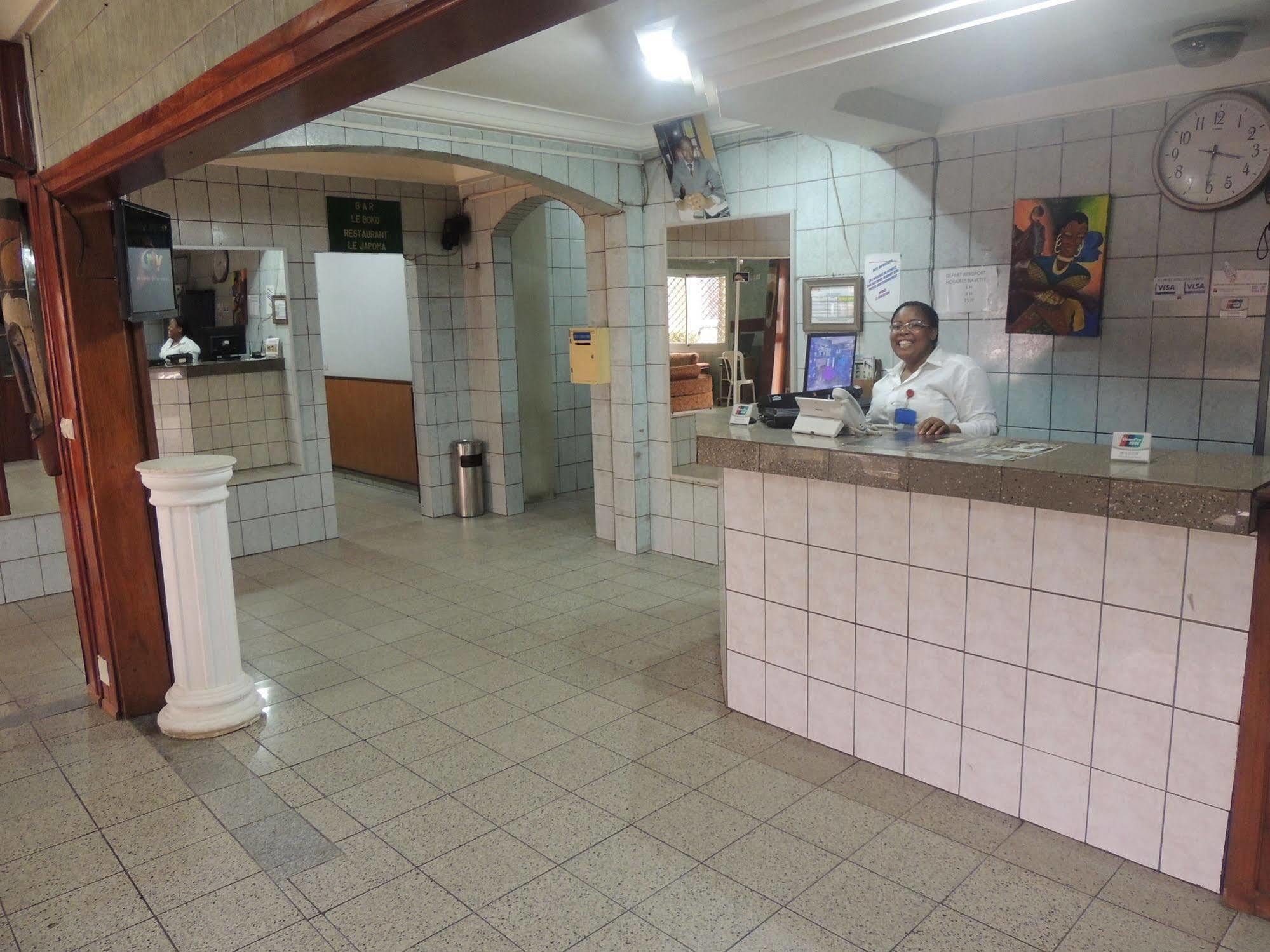 Saffana Hotel Douala Exterior photo